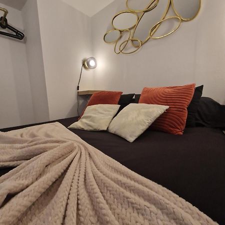 Apartmán Le Petit Triplex Des Carmelites -Coeur Historique Rouen Exteriér fotografie