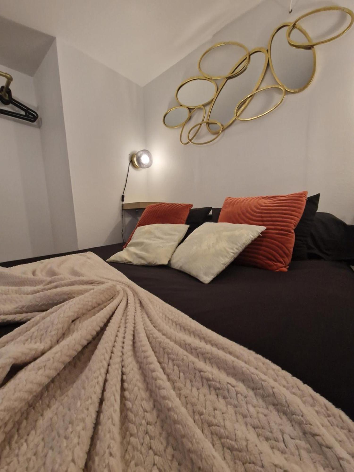 Apartmán Le Petit Triplex Des Carmelites -Coeur Historique Rouen Exteriér fotografie